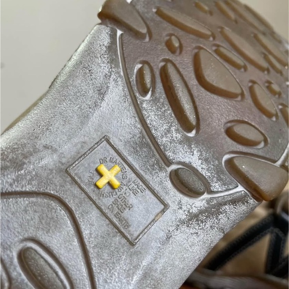 Vintage Unisex Dr. Martens 8B25 Tan Leather Comfort Walking Shoes | US 7 - Picture 6 of 8